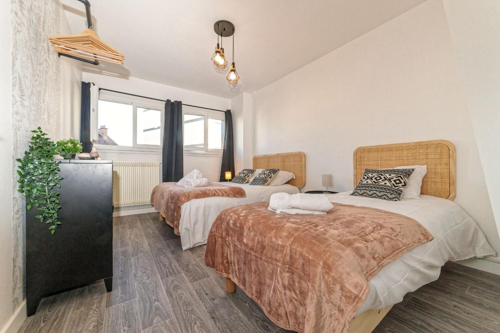 Maison 15 Couchages Idéale Pour En Groupe Hébergement de vacances *